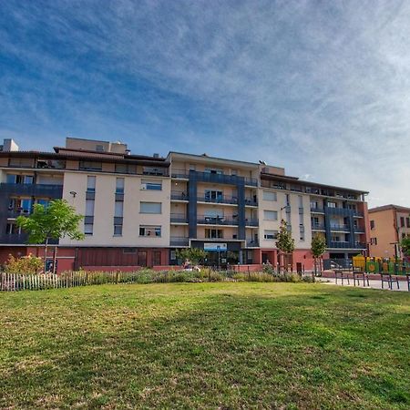 Zenao Albi - Residence Stella Екстериор снимка